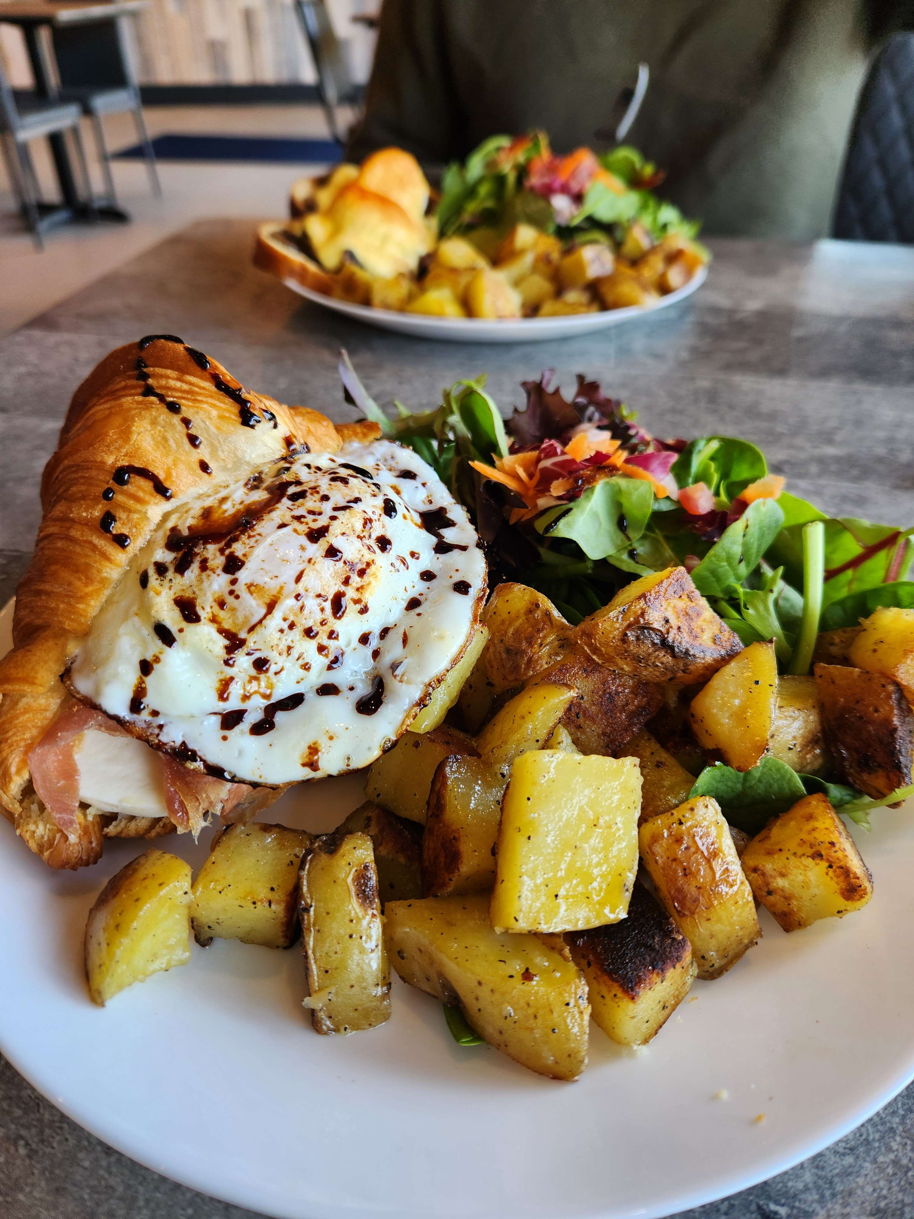 Breakfast 17